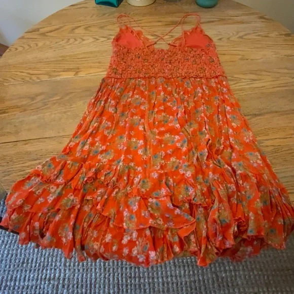 FREE PEOPLE floral print ruffled mini dress/cross back - Picture 8 of 11